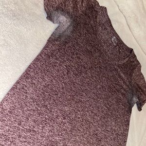 Nike women’s t-shirt !!